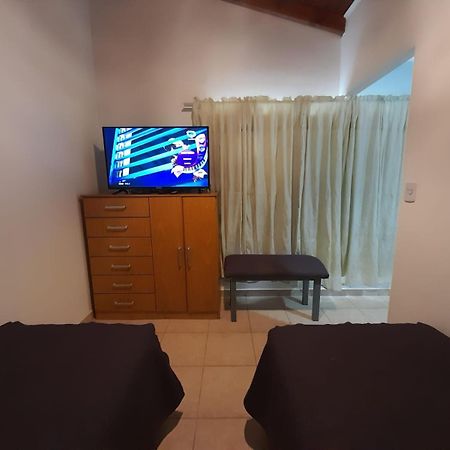 Monsenor Fagnano 592 "D" Appartement Ushuaia Buitenkant foto